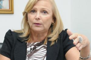 Embajadora María Cristina Castro